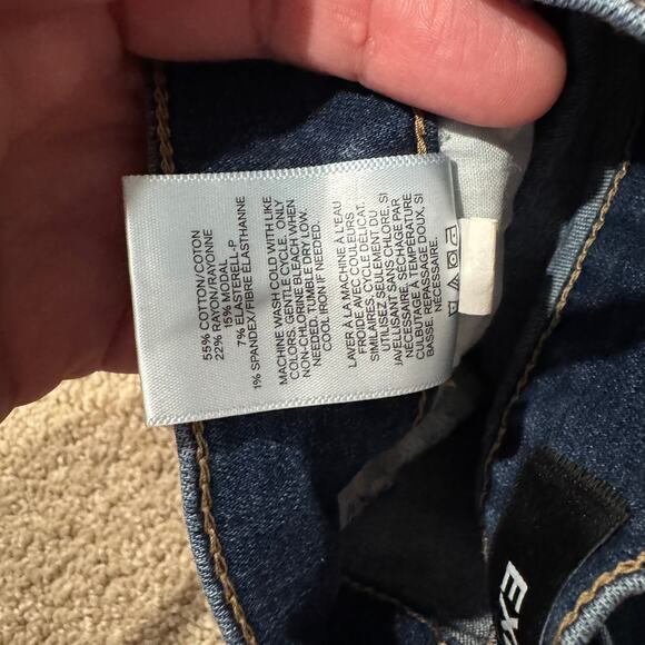 Express Distressed Jean Shorts Style Shortie High Rise Women's Size 6 Rolled Hem - Picture 10 of 10